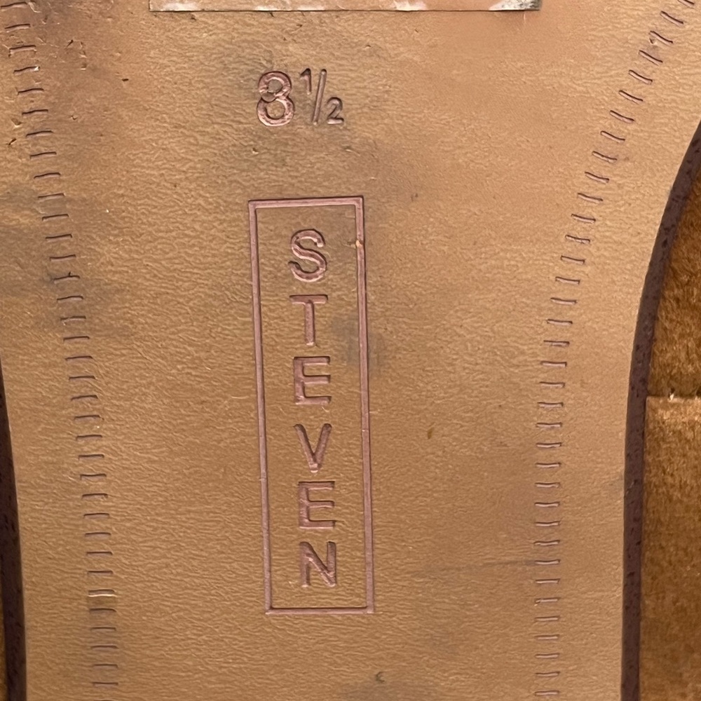 Steven flats - Picture 3 of 3